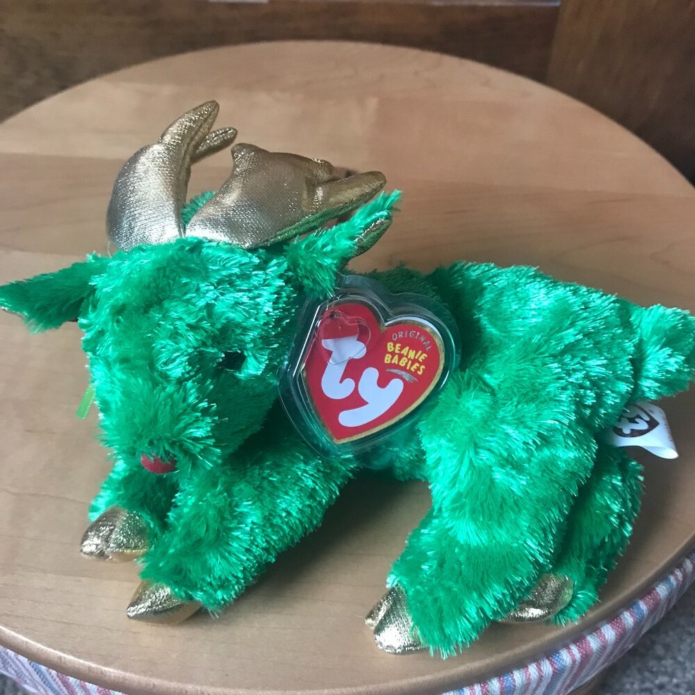 Ty Green w/Gold Antlers Sleighbelle Reindeer